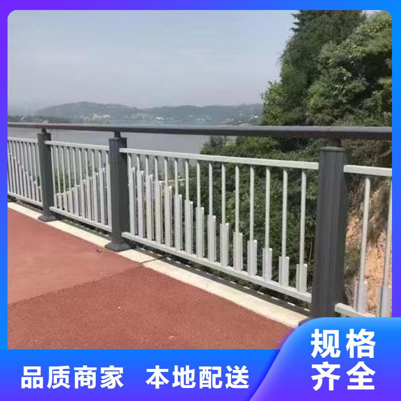 不锈钢复合管桥梁护栏立柱现货实拍