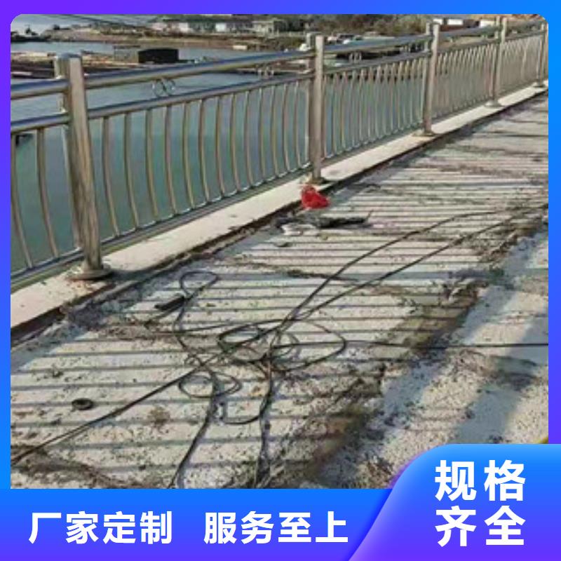 桥梁护栏_公路桥梁护栏严格把控质量