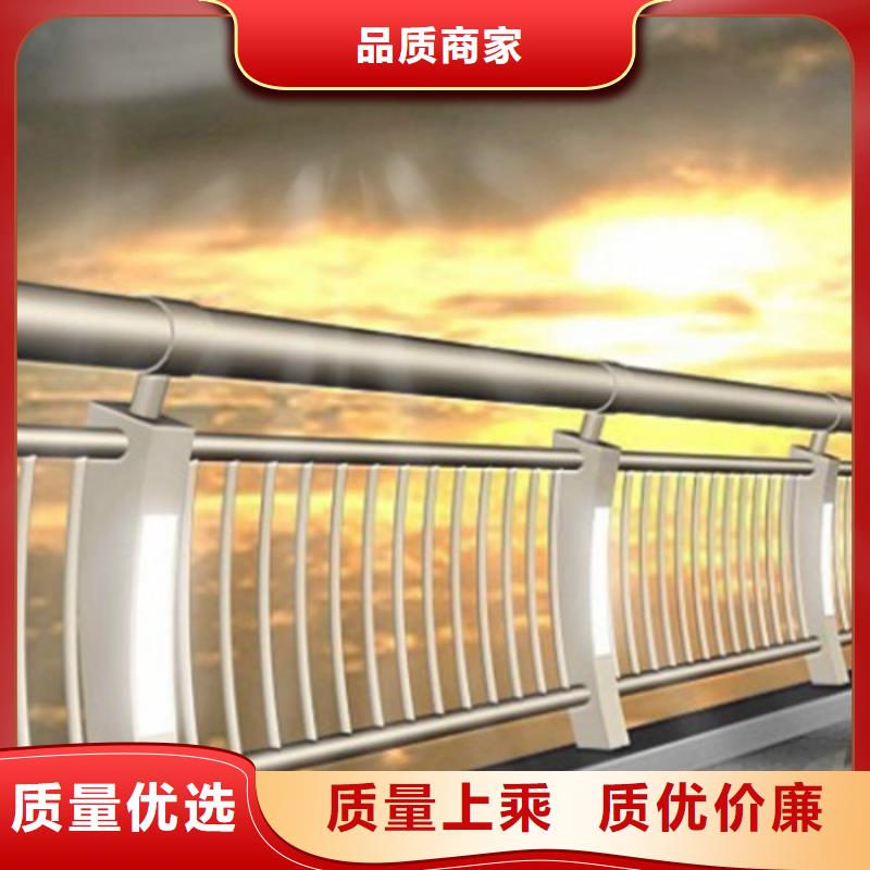 燈光護(hù)欄,道路隔離護(hù)欄多年實力廠家
