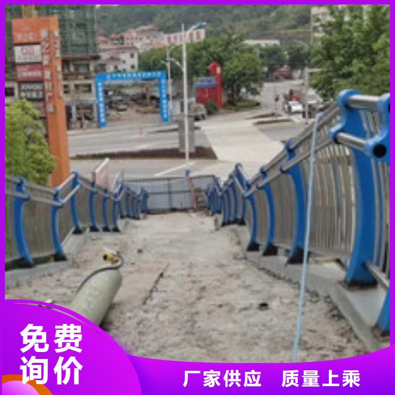 【灯光护栏道路隔离栏选择我们没错】