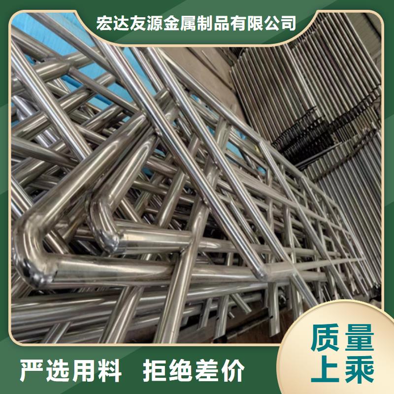 橋梁防撞護(hù)欄不銹鋼復(fù)合管多年廠家可靠