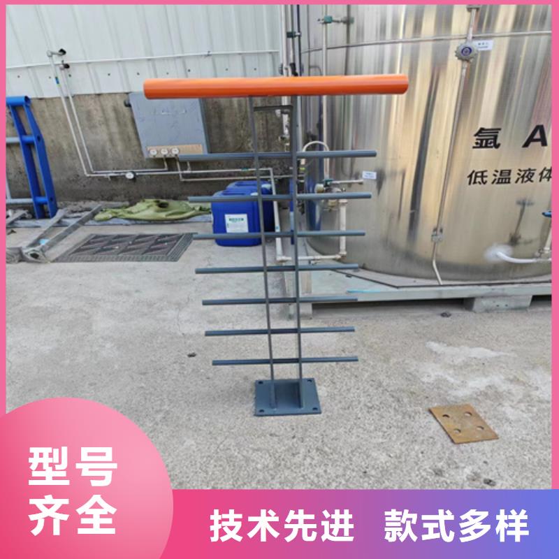 不銹鋼復合管護欄-道路隔離欄支持定制加工