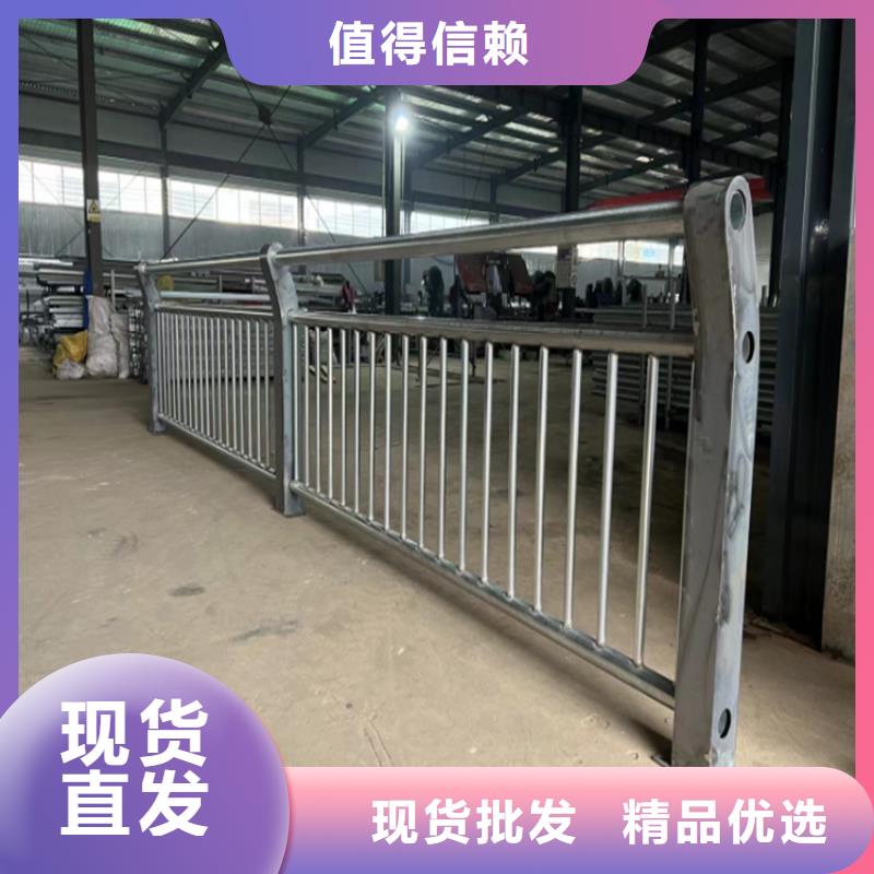 不銹鋼橋梁護欄防撞護欄立柱廠家用心制作