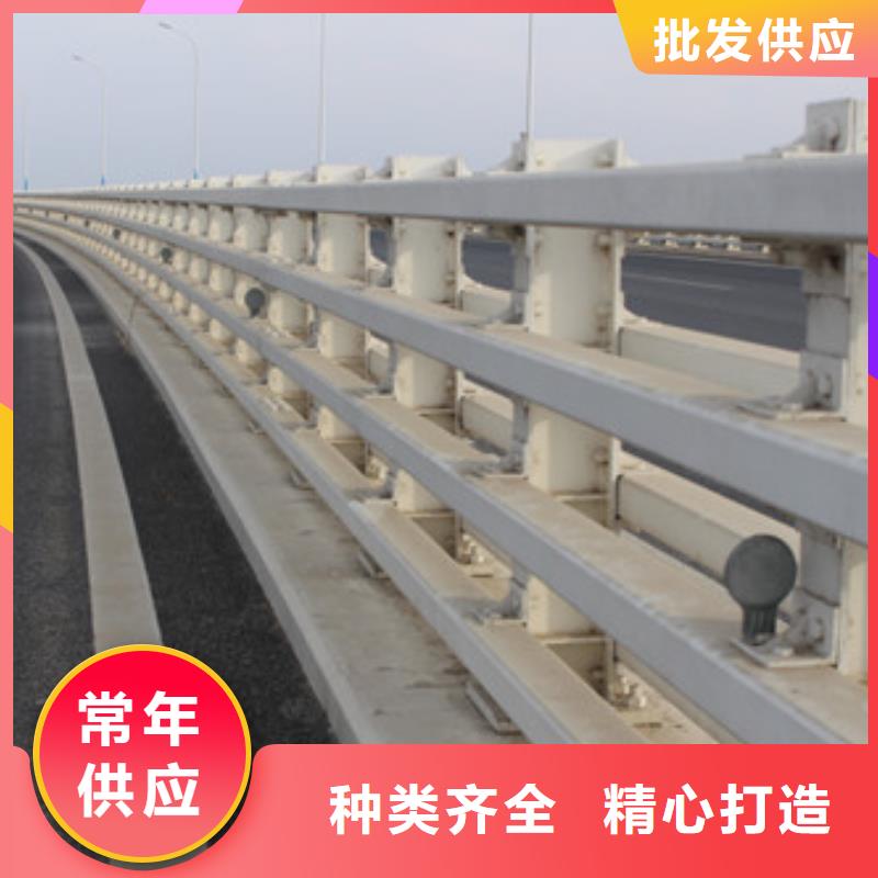 厂家技术完善(信迪)河道桥梁护栏给您底价优惠