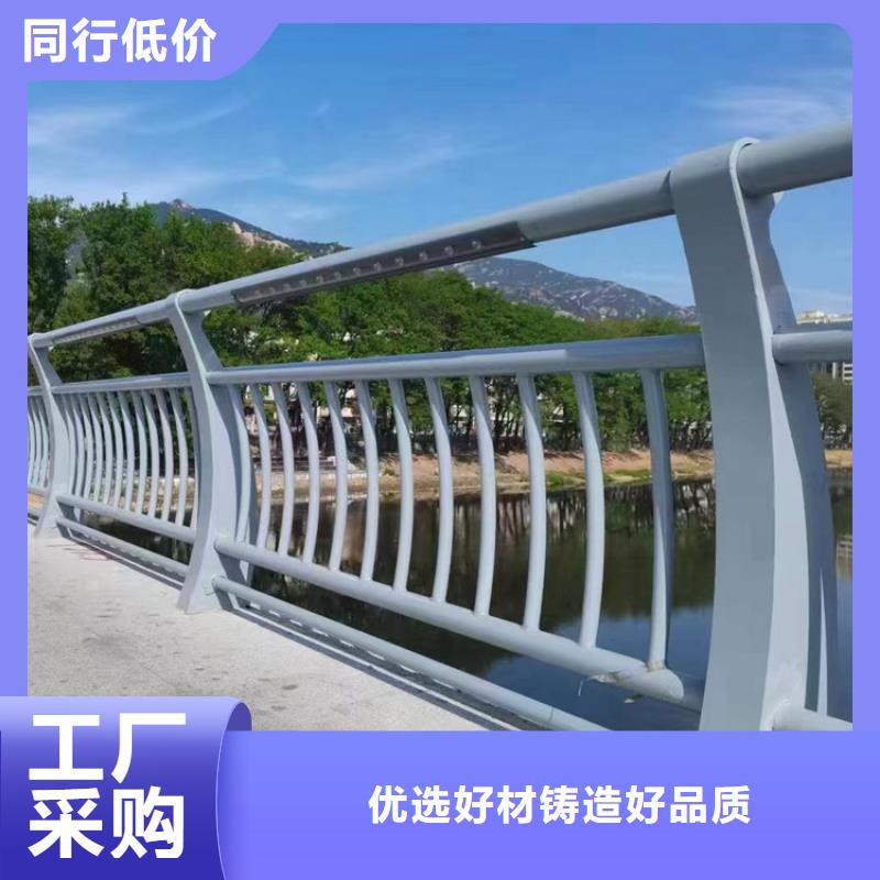 防撞鋅鋼仿木護欄制作