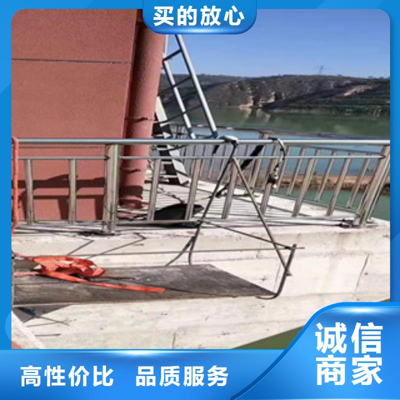 不銹鋼政道路防護(hù)欄技術(shù)先進(jìn)