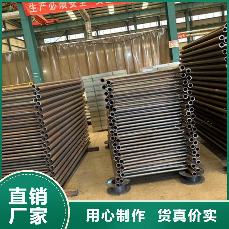 不銹鋼復(fù)合管護(hù)欄不銹鋼復(fù)合管欄桿細(xì)節(jié)展示