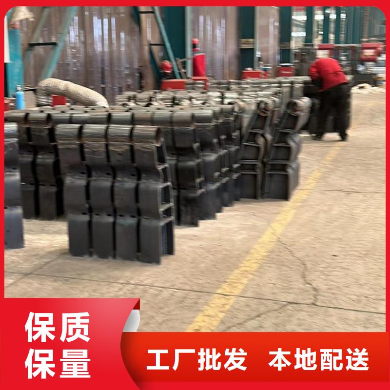 【不銹鋼復(fù)合管護(hù)欄防撞護(hù)欄廠工廠價格】