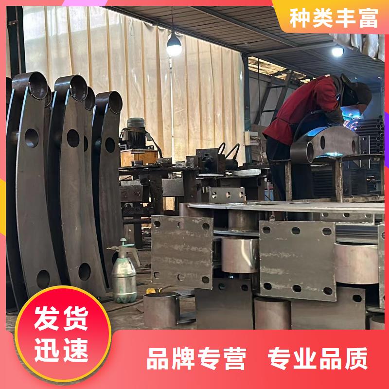 燈光防撞護(hù)欄_廠家直銷_價格優(yōu)惠