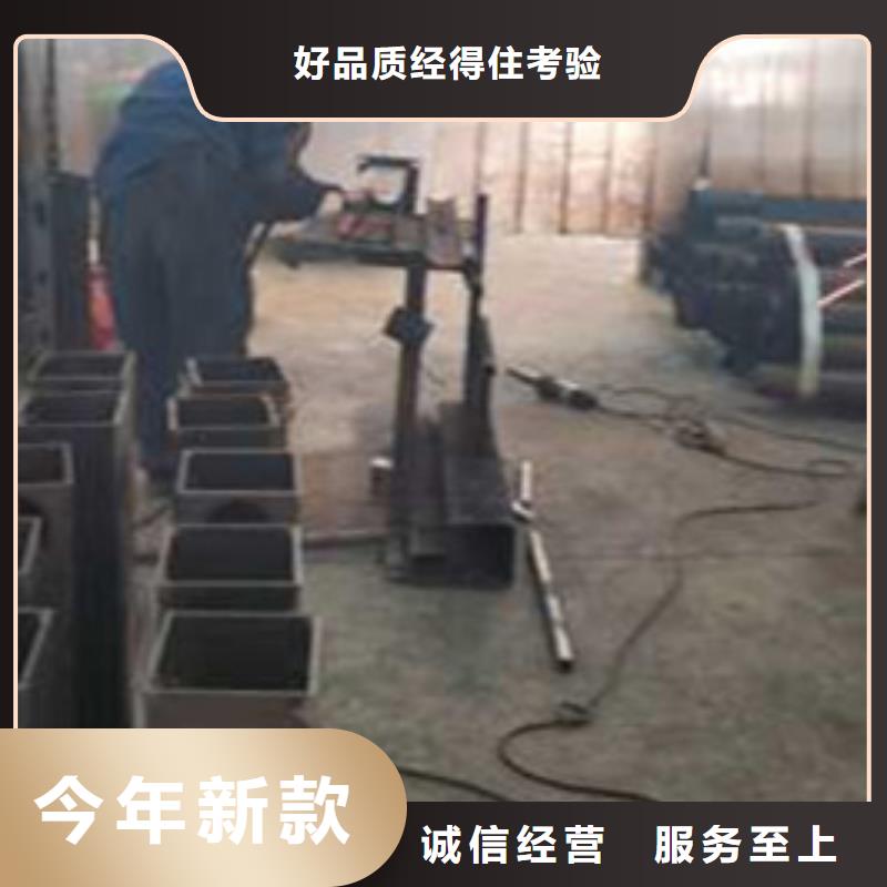 護欄燈光防撞護欄追求品質