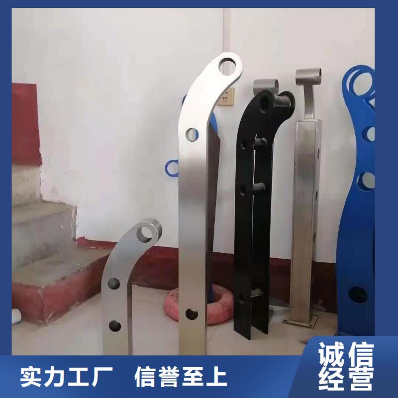 防撞護(hù)欄【鍍鋅波形護(hù)欄】可接急單