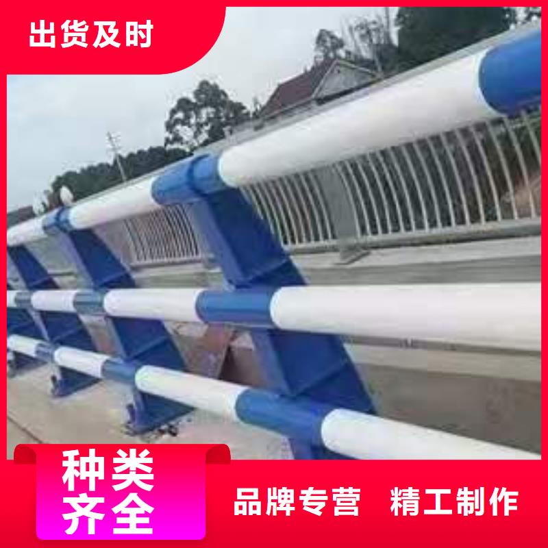 道路護欄防撞立柱質檢合格出廠