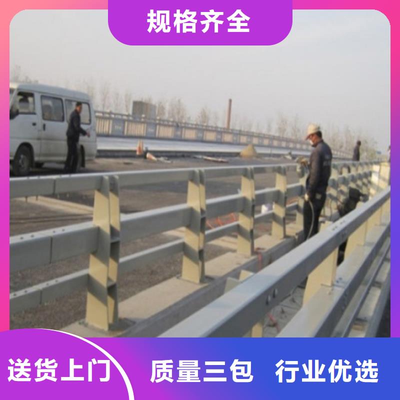 道路護欄防撞立柱質檢合格出廠