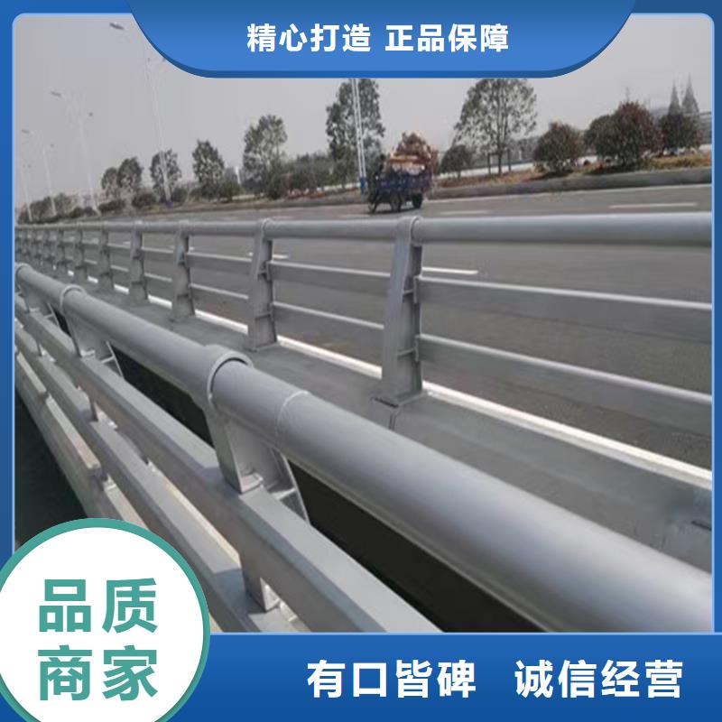 不銹綱復(fù)合管護(hù)欄多少錢一米