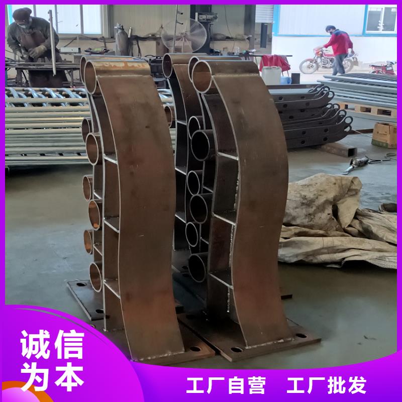 不銹鋼公路護欄廠家、不銹鋼公路護欄廠家廠家直銷-歡迎新老客戶來電咨詢