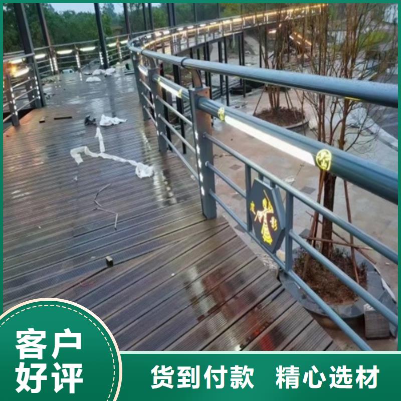 不銹鋼玻璃護欄立柱廠家供應