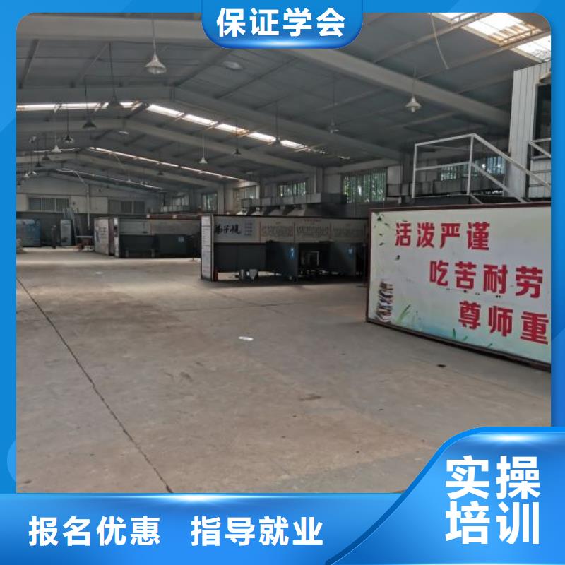 焊接學(xué)校學(xué)挖掘機(jī)鉤機(jī)學(xué)費(fèi)多少錢技能+學(xué)歷