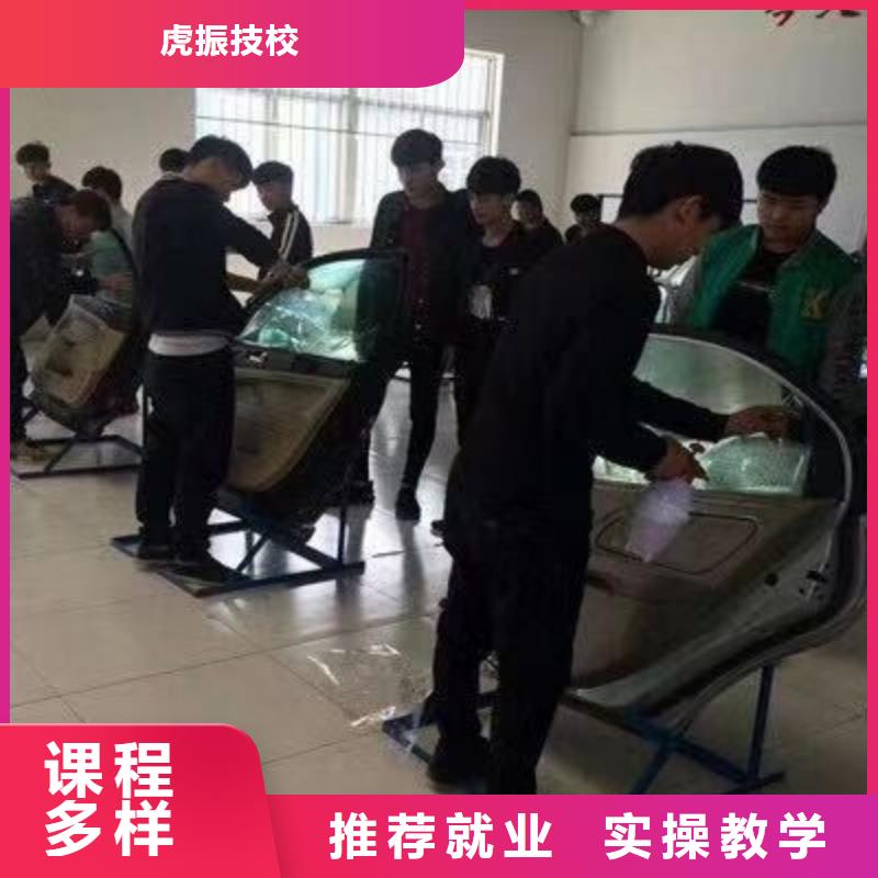 汽修培訓(xùn)學(xué)校_中西糕點(diǎn)烘焙蛋糕培訓(xùn)師資力量強(qiáng)