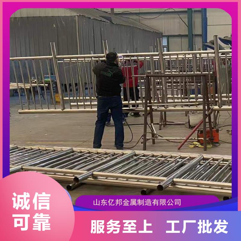 不銹鋼橋梁欄桿-客戶一致好評