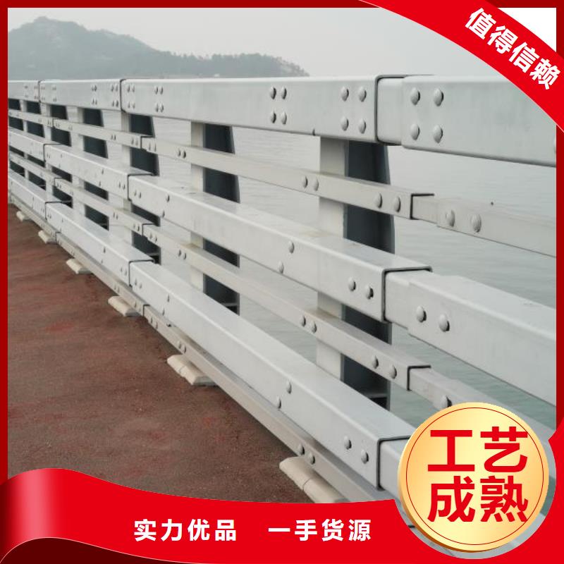 護(hù)欄不銹鋼復(fù)合管護(hù)欄廠家工期短發(fā)貨快