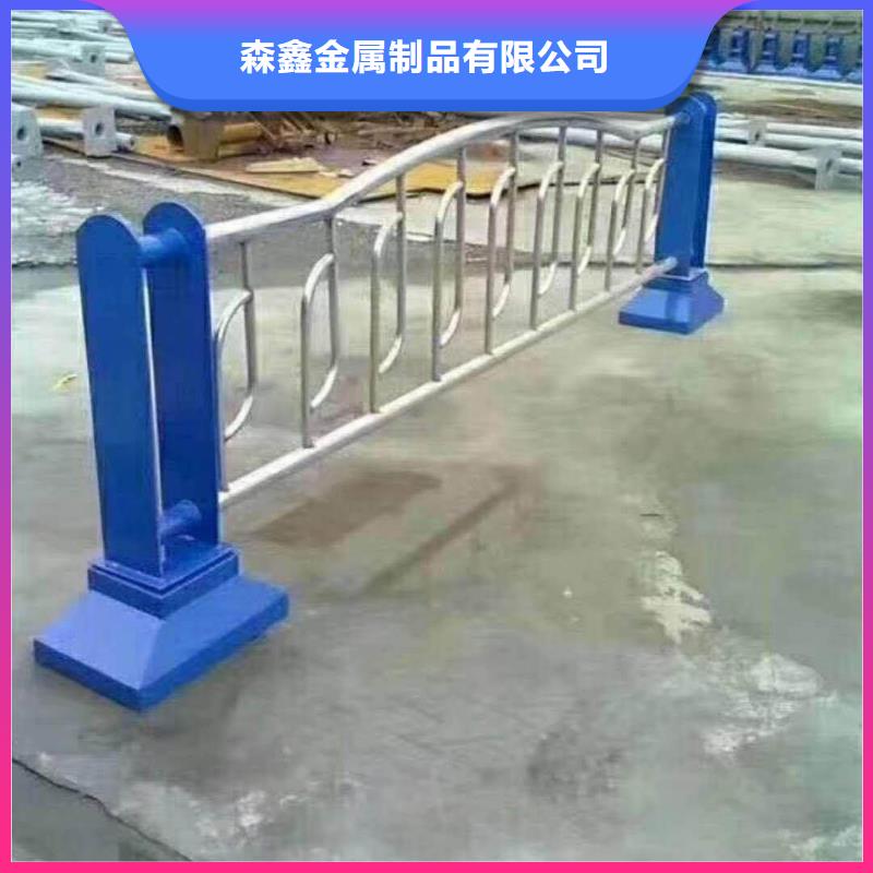 護(hù)欄2,不銹鋼復(fù)合管護(hù)欄低價(jià)貨源
