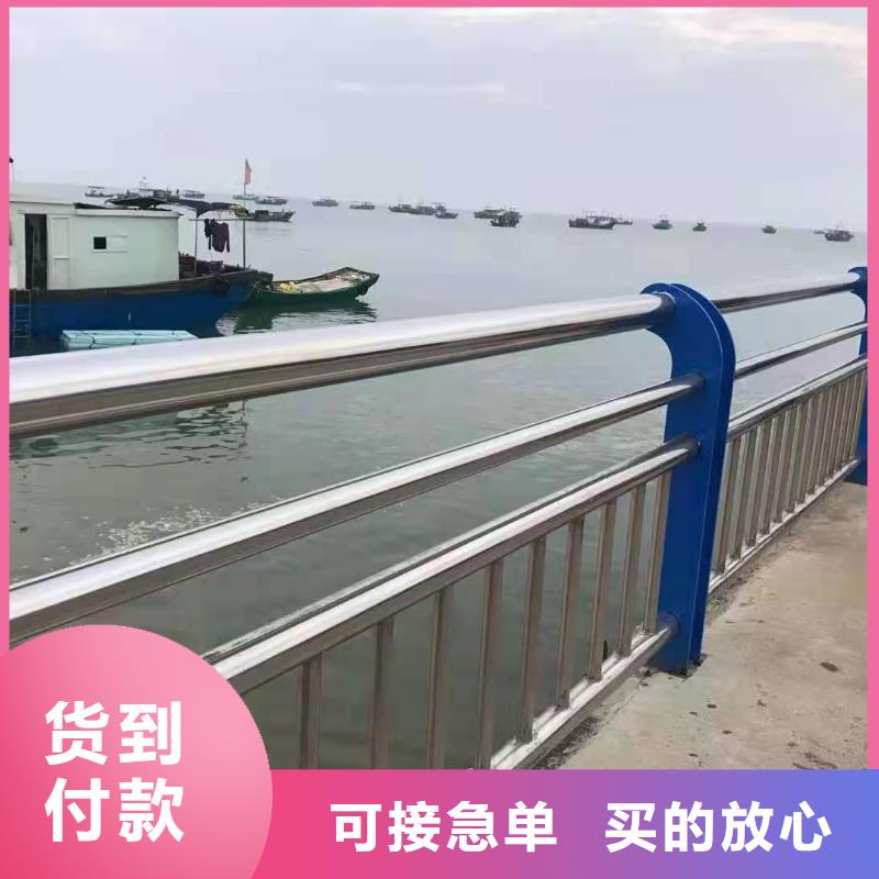 護欄旋轉(zhuǎn)護欄用好材做好產(chǎn)品