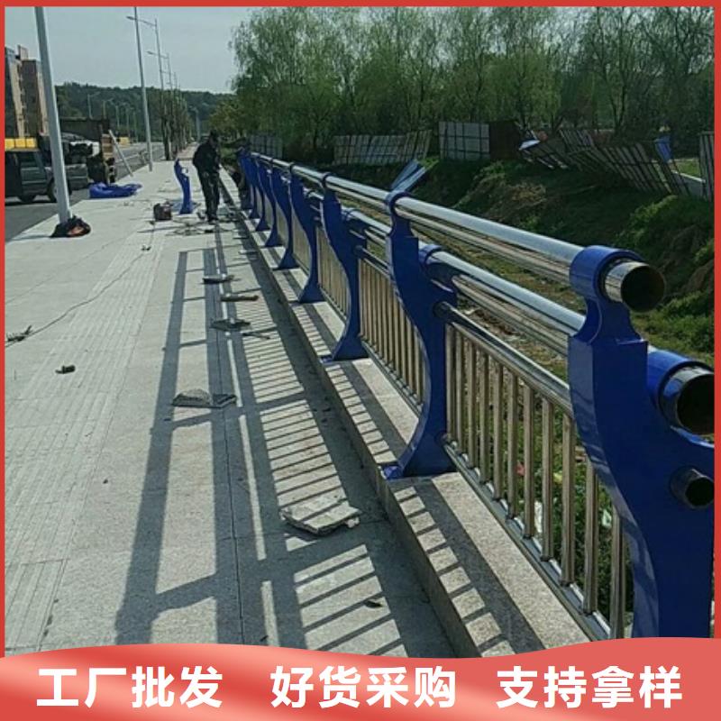 不銹鋼復(fù)合管欄桿_201材質(zhì)河道護(hù)欄精工打造