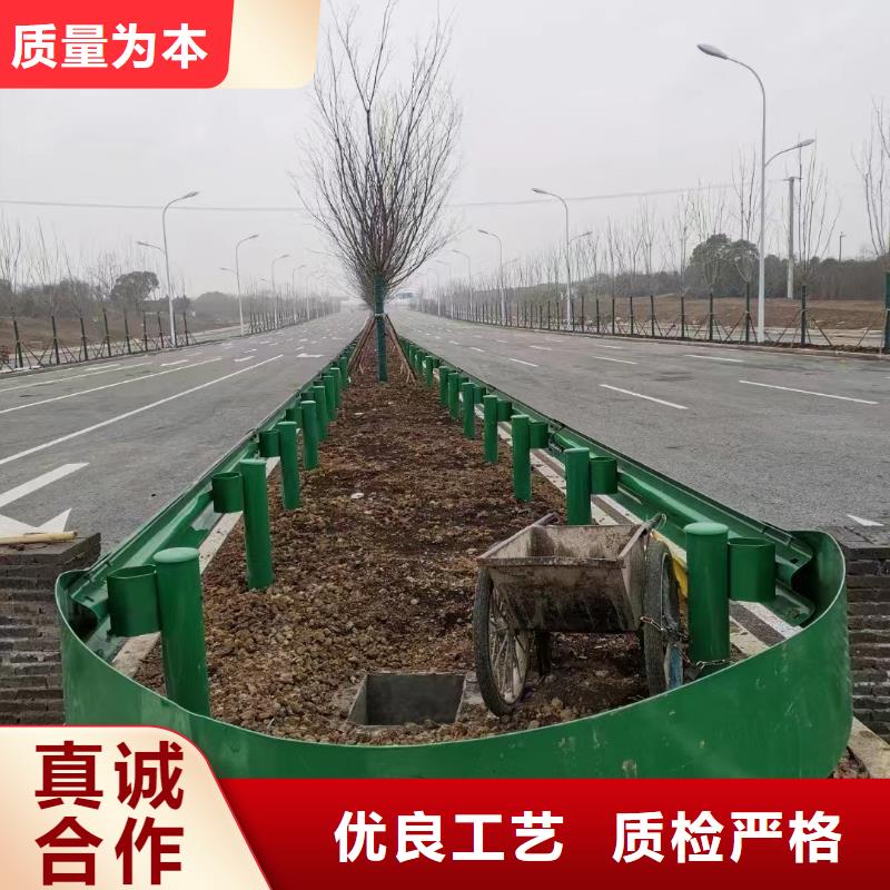 護(hù)欄波形公路護(hù)欄廠家發(fā)貨迅速