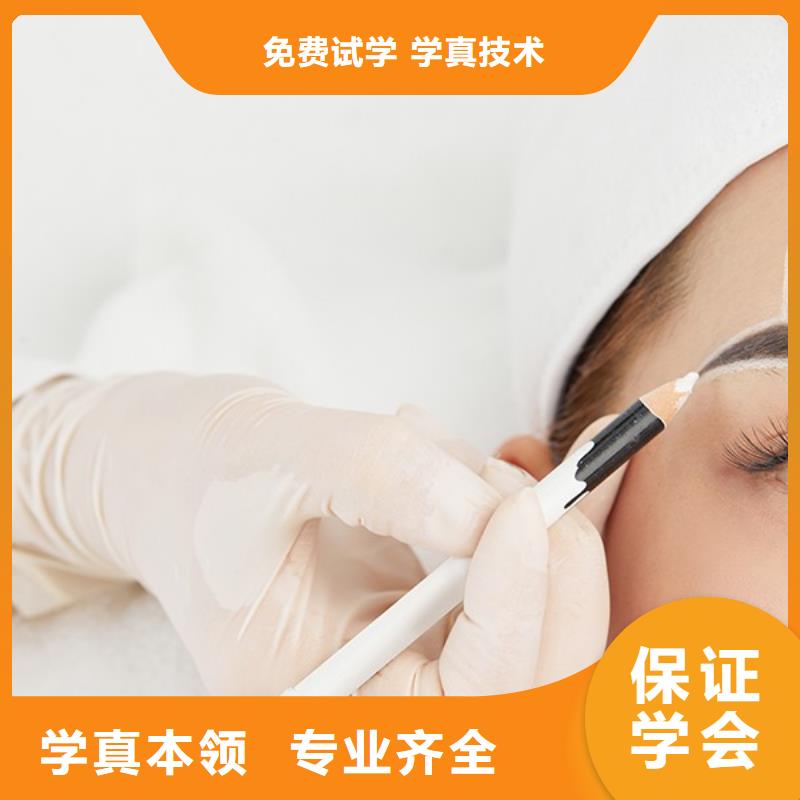 紋繡美發(fā)學(xué)校師資力量強(qiáng)