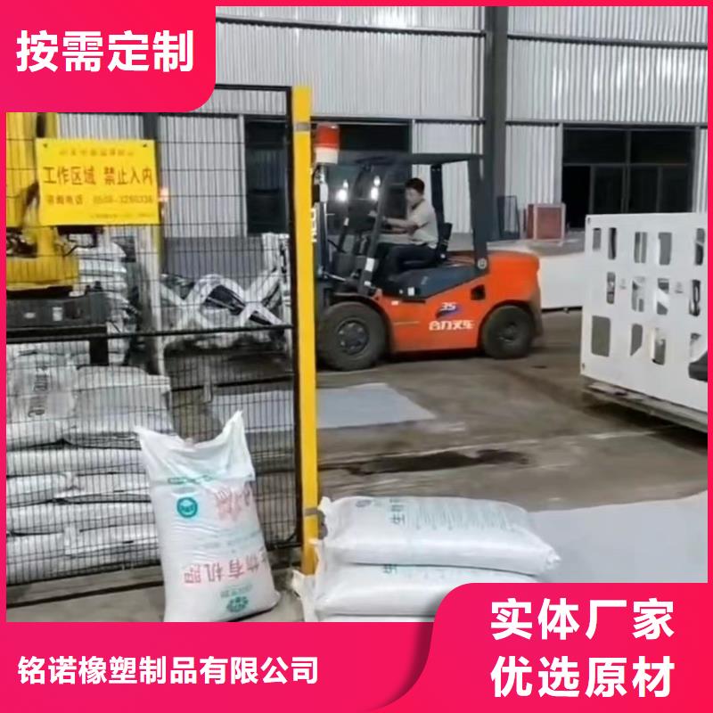 叉車推拉器塑料滑板注塑加工廠家多種優(yōu)勢放心選擇