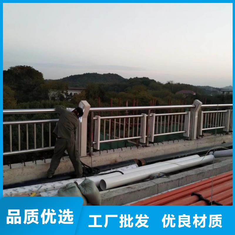 鋼背木護欄橋梁護欄廠家實力大